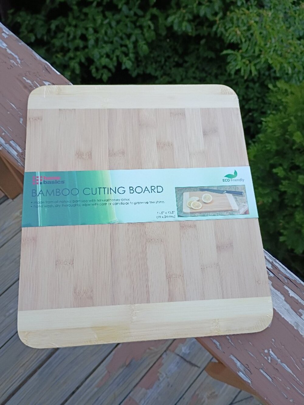 Home Basics Bamboo cutting board 11.5" x 13.5" NEW